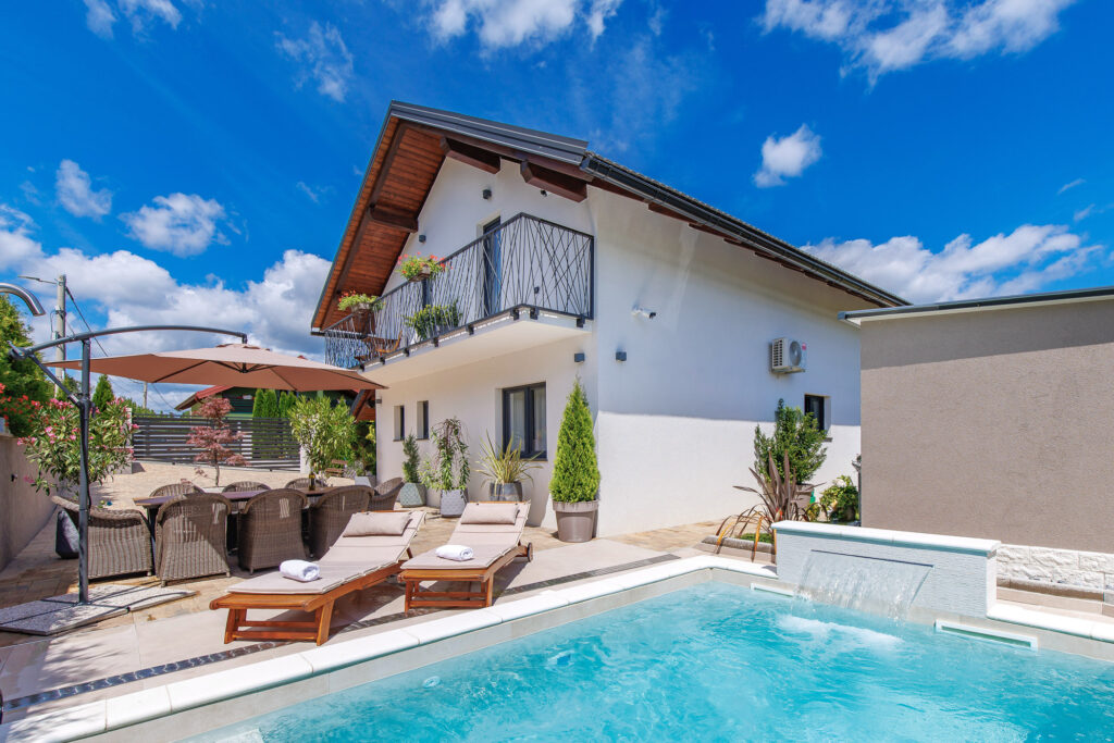 villa with pool gorski kotar
