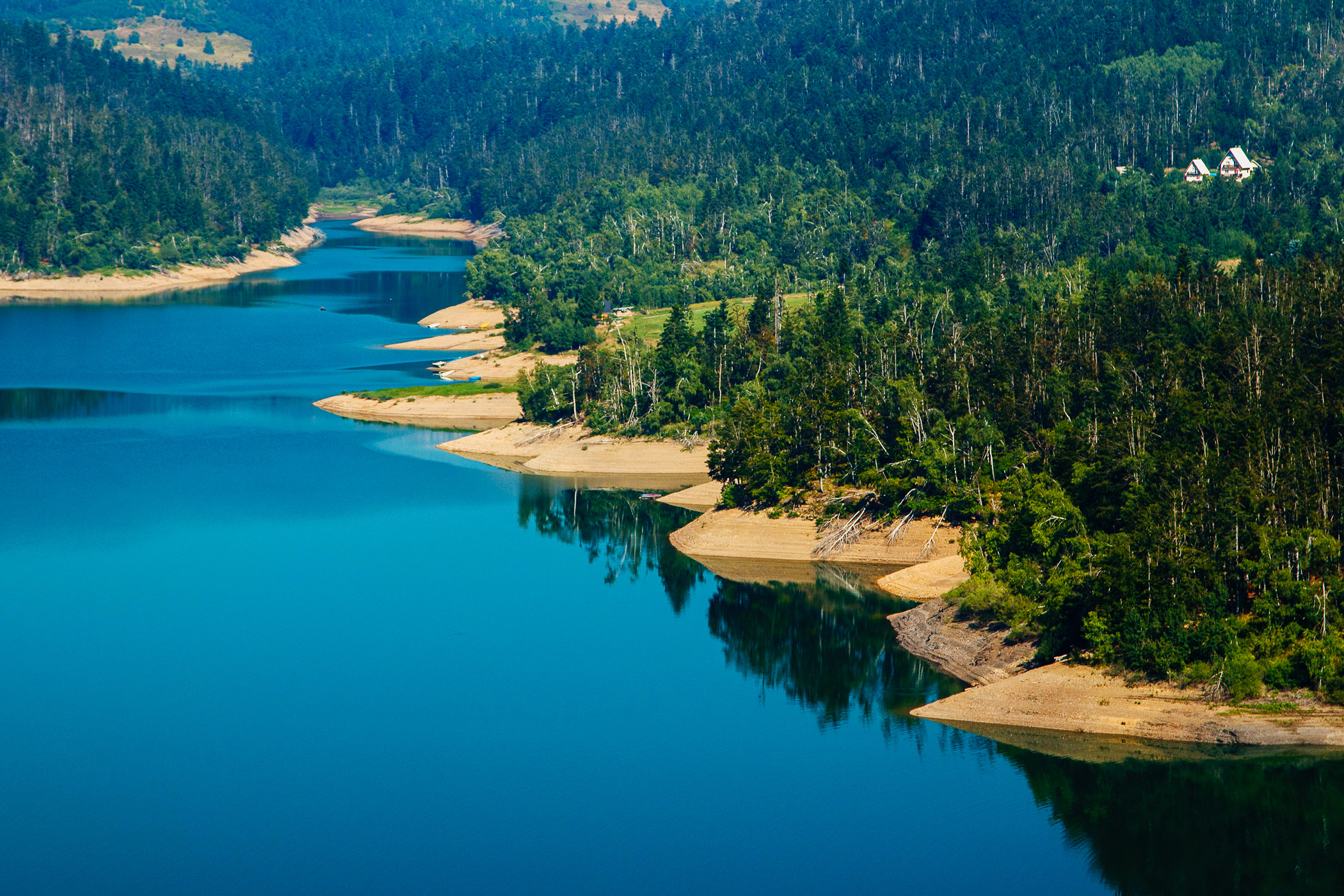 Lokvarsko jezero
