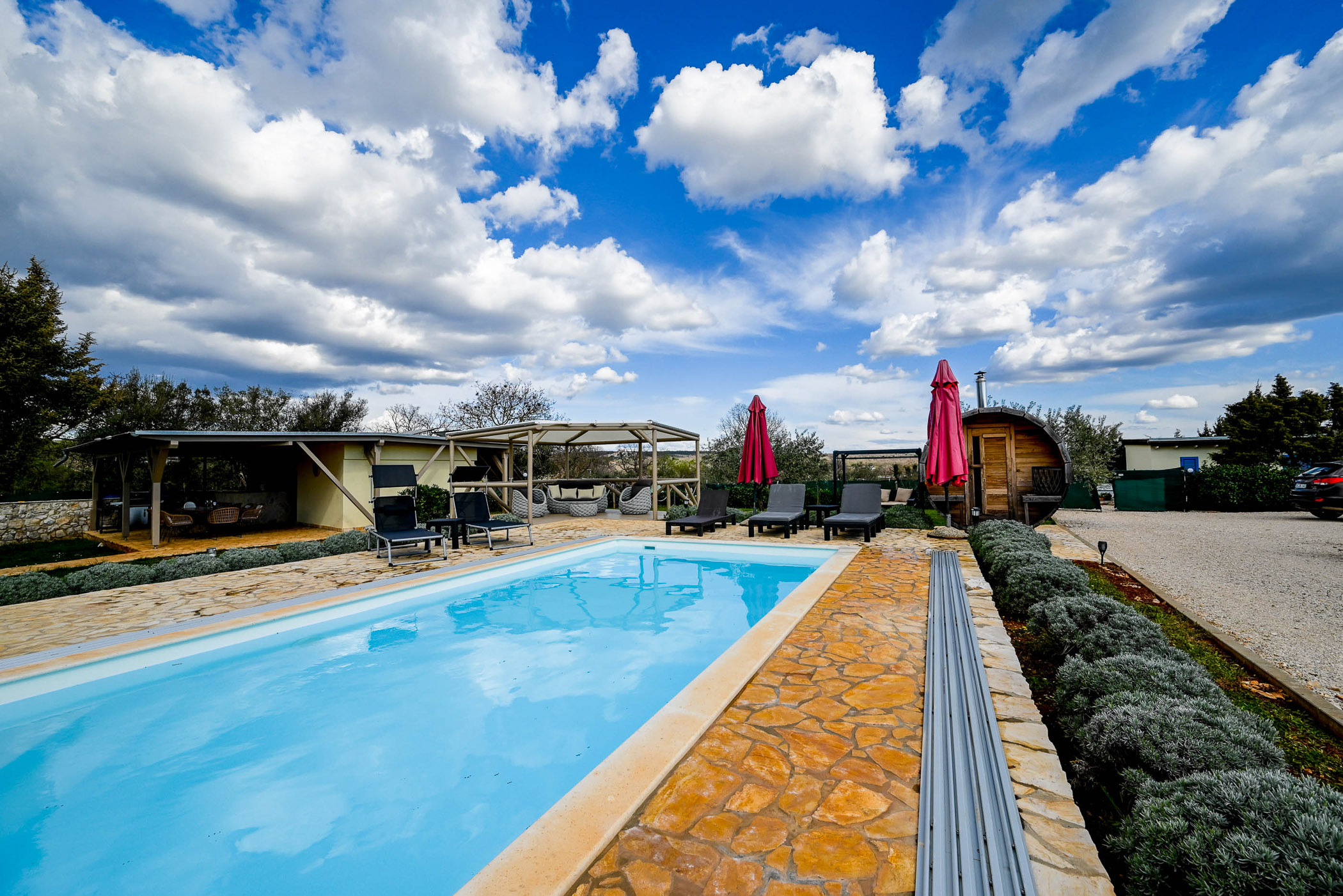 Private pool